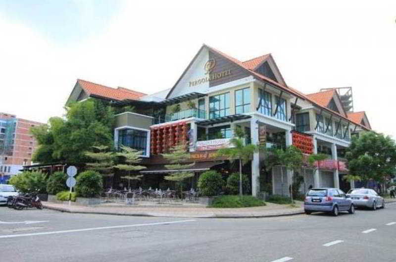 Ideals Hotel 3*